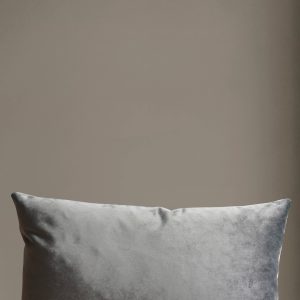 Fløyelspute Beverly 30×50 cm v:9059006 Fløyelspute Beverly 30×50 cm v:9059006