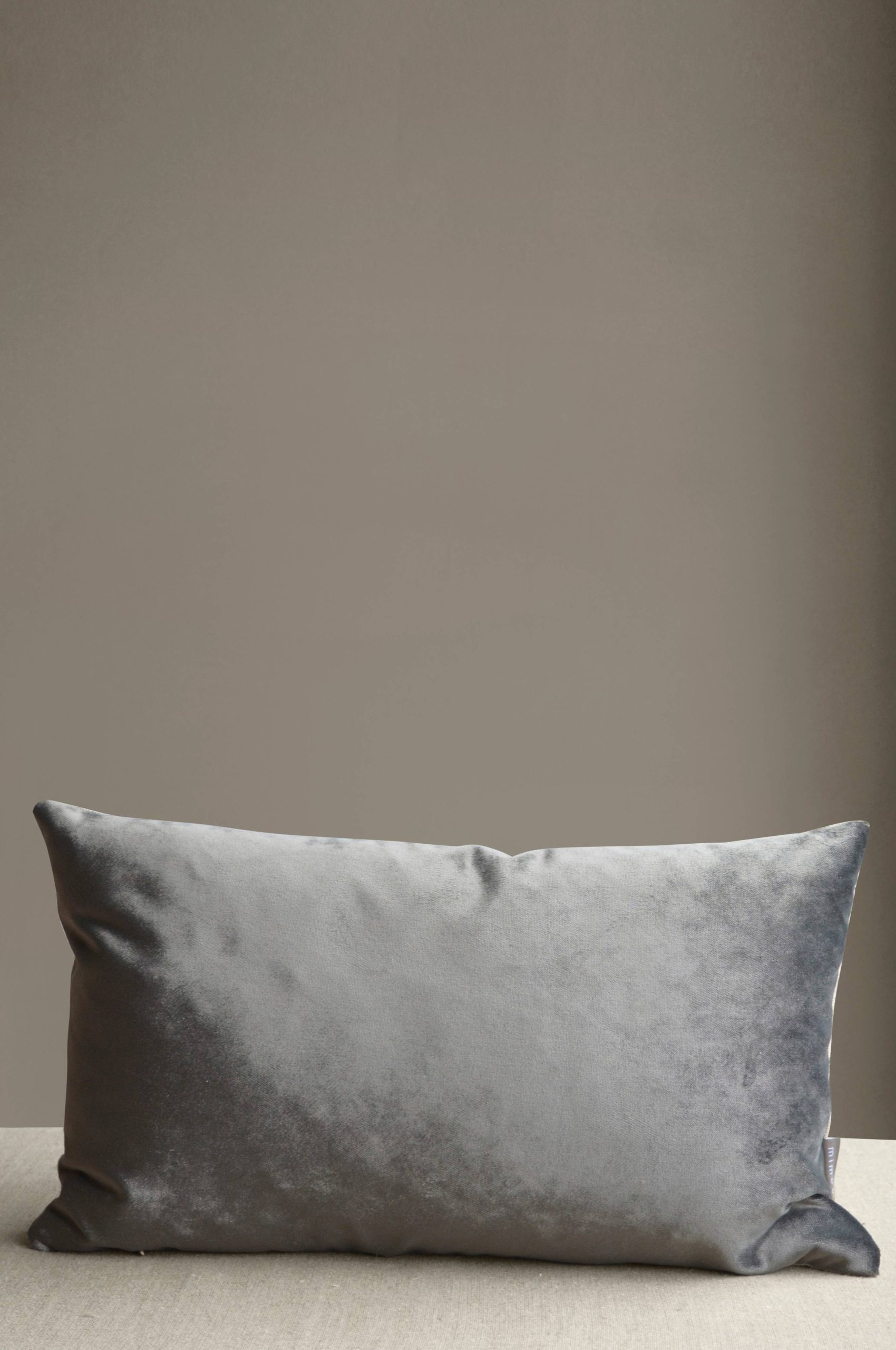 Fløyelspute Beverly 30x50 cm v:9059006